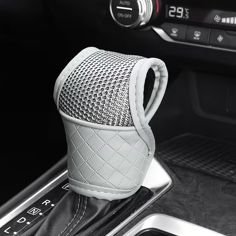 جراب فتيس جلد فتحة زر جانبية لون رصاصى