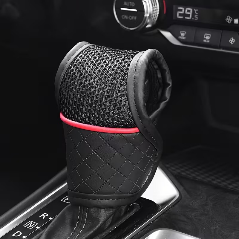 جراب فتيس جلد فتحة زر جانبية لون اسود