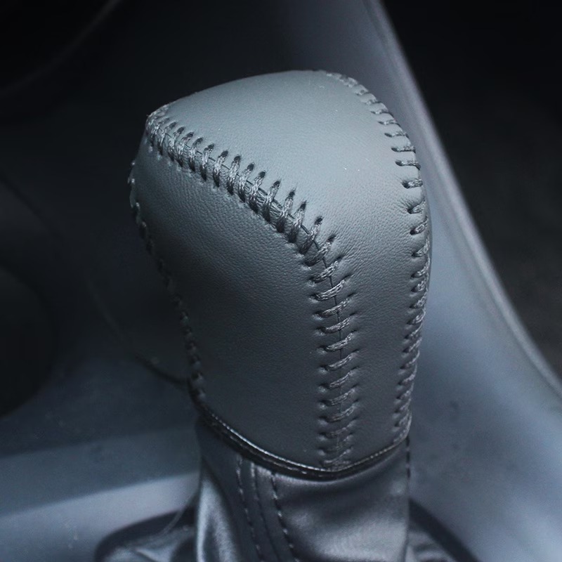 جرب فتيس مطرز فتحى زر امامية لون رصاصى من الجلد